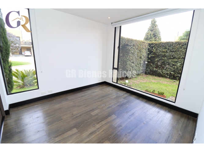 Casa de 4 alcobas en arriendo en Pueblo Viejo, Cota, 245 m² · foto 13 de 24