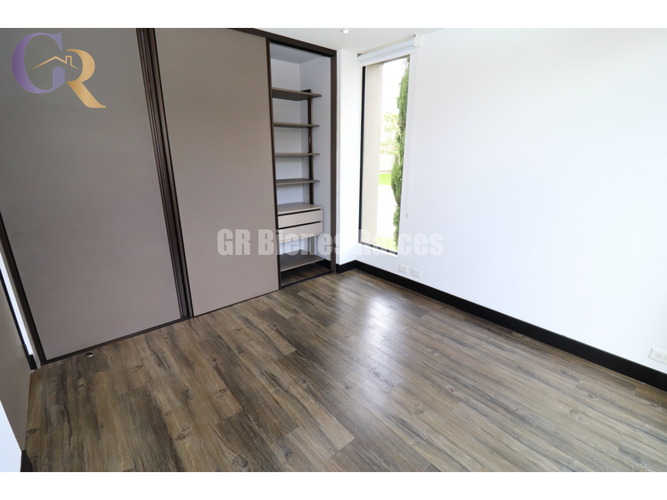 Casa de 4 alcobas en arriendo en Pueblo Viejo, Cota, 245 m² · foto 14 de 24