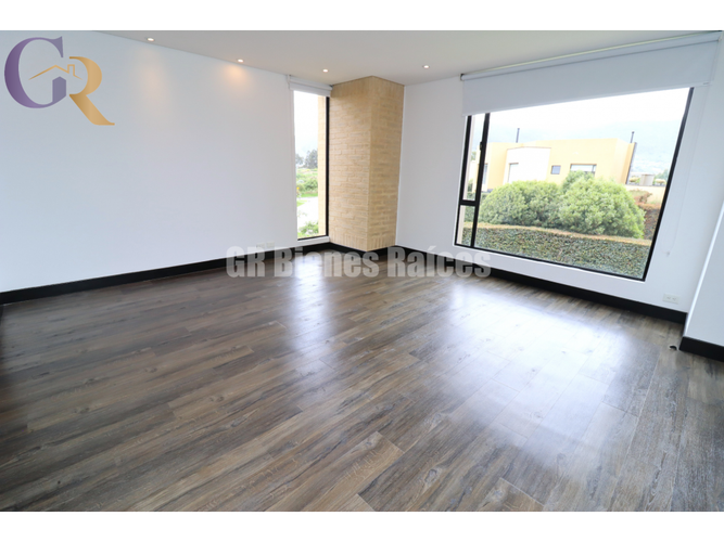 Casa de 4 alcobas en arriendo en Pueblo Viejo, Cota, 245 m² · foto 19 de 24