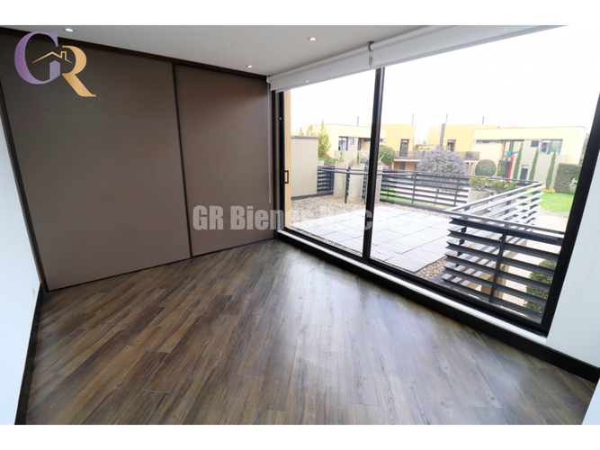 Casa de 4 alcobas en arriendo en Pueblo Viejo, Cota, 245 m² · foto 22 de 24