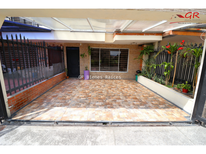 Casa de 4 alcobas en venta en El Abra, Cota, 154 m² · foto 2 de 24
