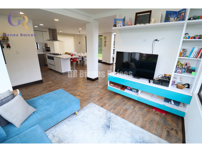 Casa de 4 alcobas en venta en Parcelas, Cota, 200 m² · foto 11 de 24