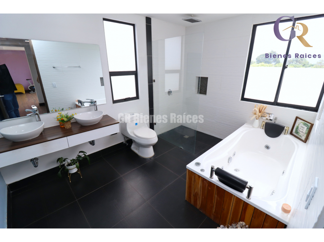 Casa de 4 alcobas en venta en Parcelas, Cota, 200 m² · foto 16 de 24