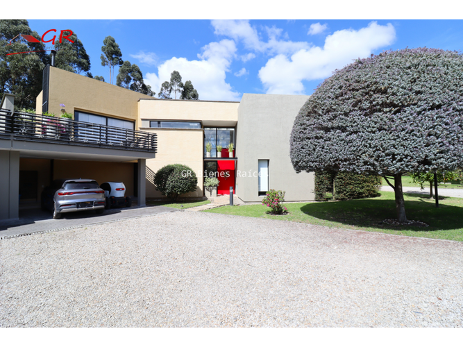$10.000.000 en Pueblo Viejo