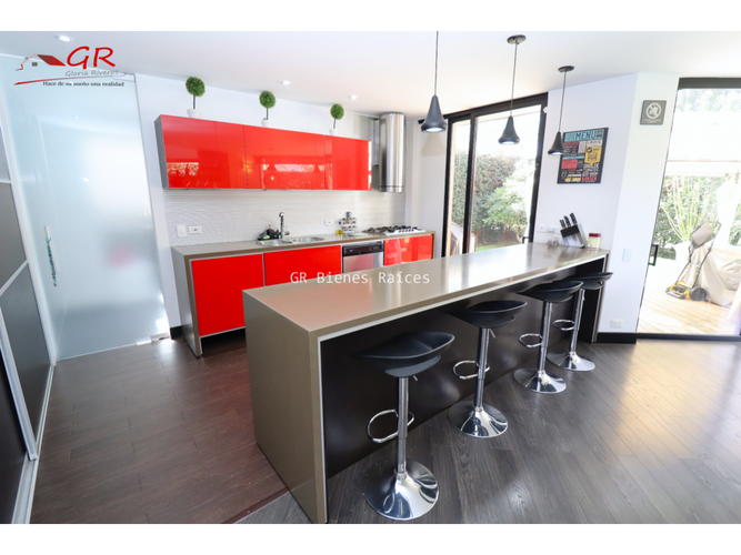 Casa de 4 alcobas en arriendo en Pueblo Viejo, Cota, 244 m² · foto 6 de 24