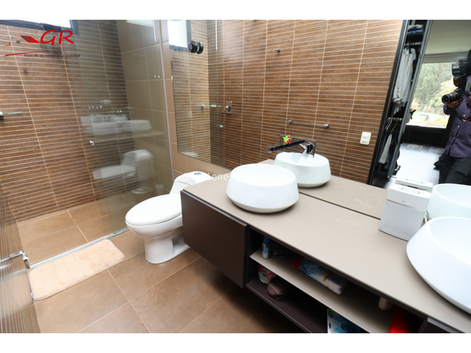 Casa de 4 alcobas en arriendo en Pueblo Viejo, Cota, 244 m² · foto 17 de 24