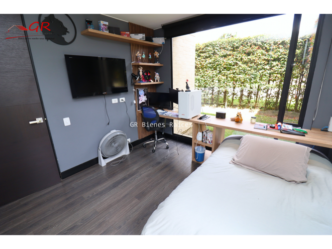 Casa de 4 alcobas en arriendo en Pueblo Viejo, Cota, 244 m² · foto 19 de 24