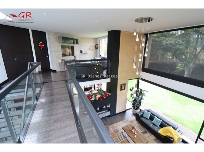 Casa de 4 alcobas en arriendo en Pueblo Viejo, Cota, 244 m² · foto 22 de 24