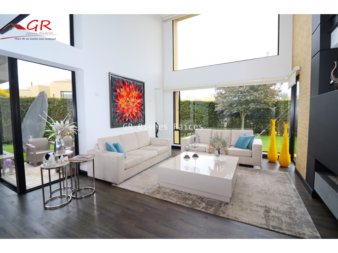 Casa de 4 alcobas en venta en Parcelas, Cota, 244 m² · foto 4 de 24