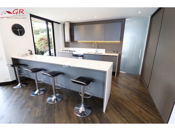 Casa de 4 alcobas en venta en Parcelas, Cota, 244 m² · foto 6 de 24