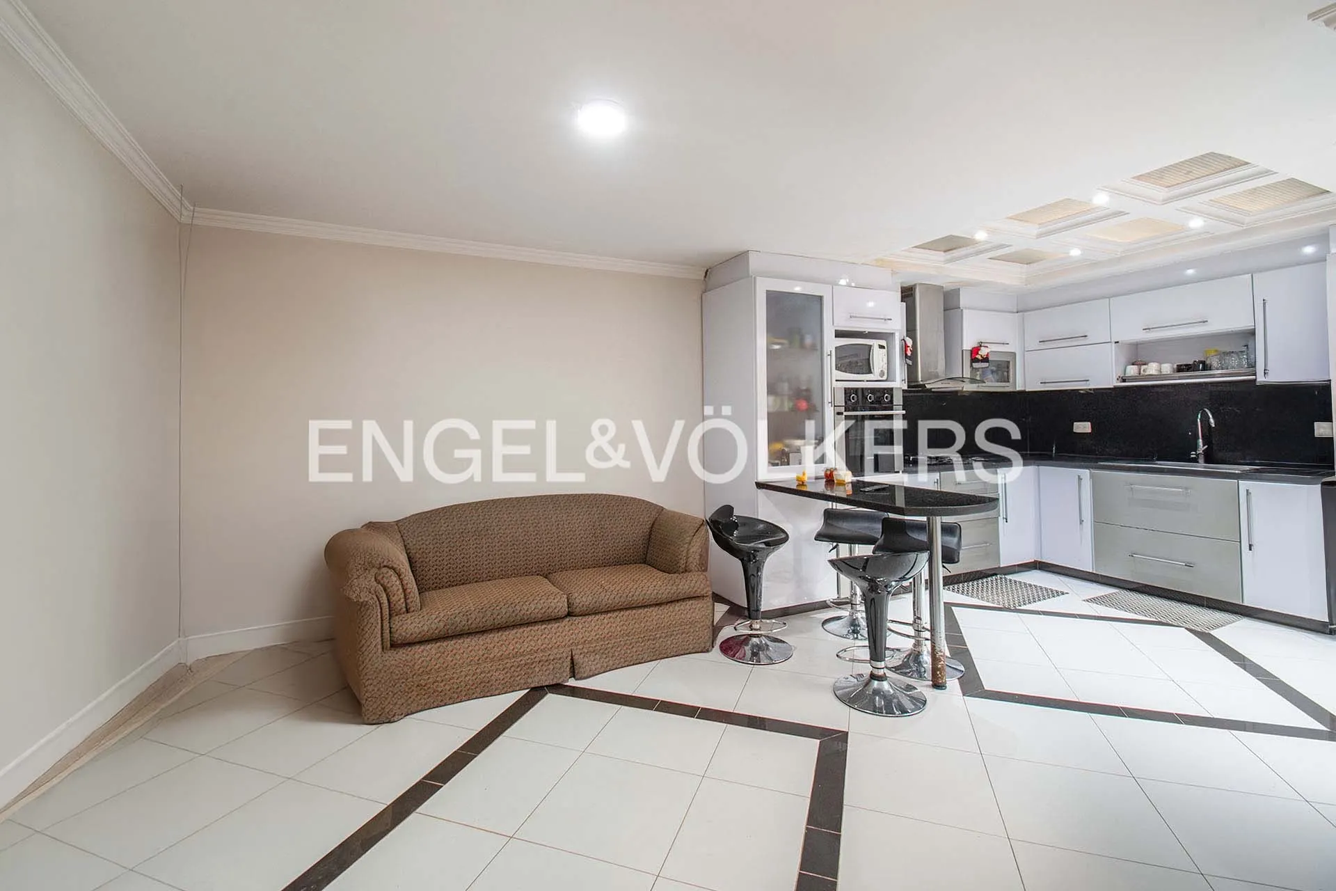 Casa en venta en Alhambra, Bogotá · foto 8 de 21