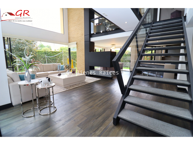 Casa de 4 alcobas en venta en Parcelas, Cota, 244 m² · foto 13 de 24