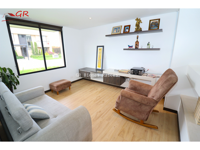 Casa de 3 alcobas en venta en Parcelas, Cota, 169 m² · foto 11 de 24
