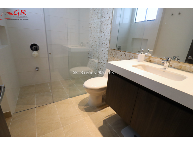 Casa de 3 alcobas en venta en Parcelas, Cota, 169 m² · foto 13 de 24