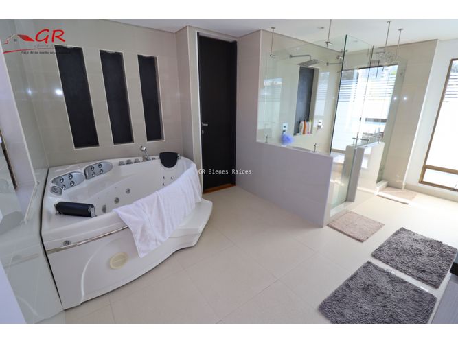 Casa de 5 alcobas en venta en Fusca, Chía, 554 m² · foto 20 de 24