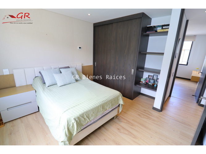 Casa de 3 alcobas en venta en Parcelas, Cota, 169 m² · foto 19 de 24