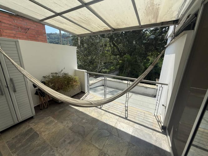 Casa de 4 alcobas en venta en Cabecera Del Llano, Bucaramanga, 290 m² · foto 17 de 19