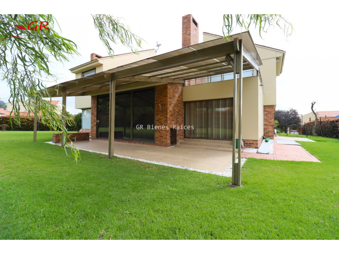 Casa de 4 alcobas en venta en Rozo, Cota, 283 m² · foto 3 de 24