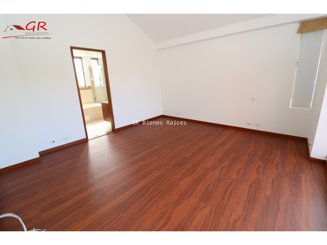 Casa de 4 alcobas en venta en Rozo, Cota, 283 m² · foto 15 de 24