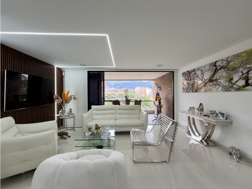 Apartamento en venta en Loma Benedictinos, Envigado · foto 2 de 15