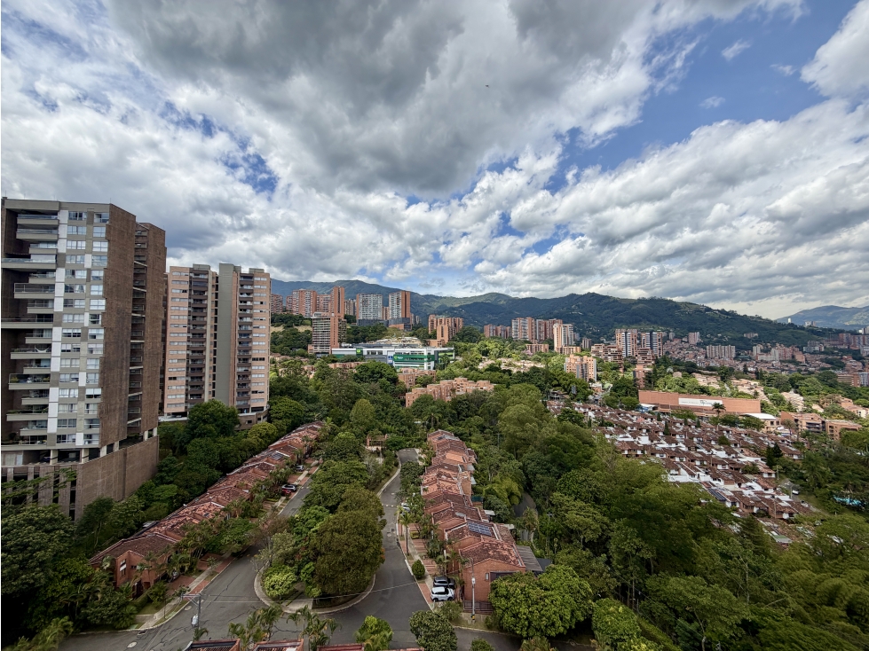 Apartamento en venta en Loma Benedictinos, Envigado · foto 7 de 15