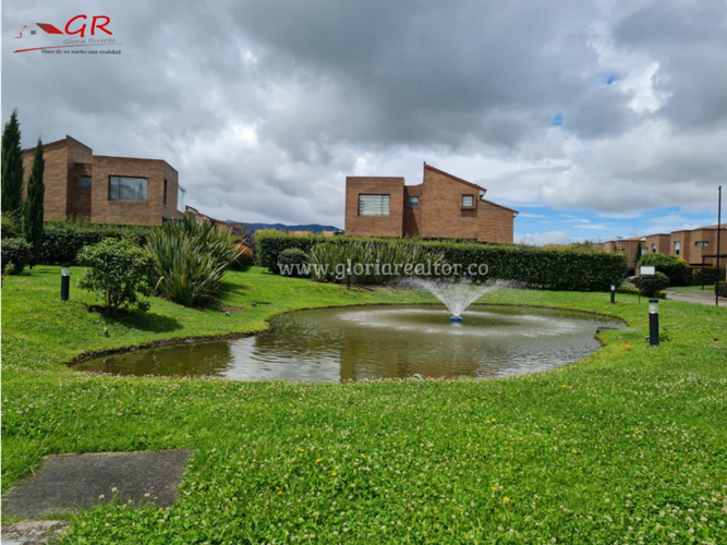 Casa de 3 alcobas en arriendo en Pueblo Viejo, Cota, 176 m² · foto 23 de 24