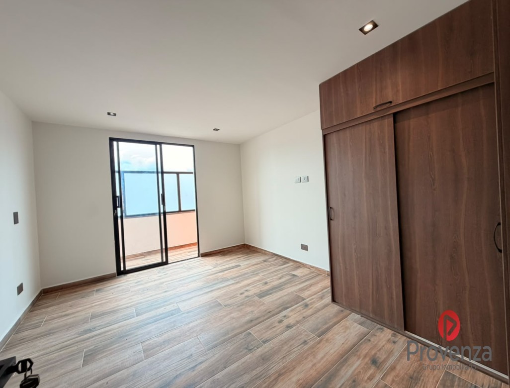 Apartamento en venta en Laureles, Medellín · foto 8 de 18