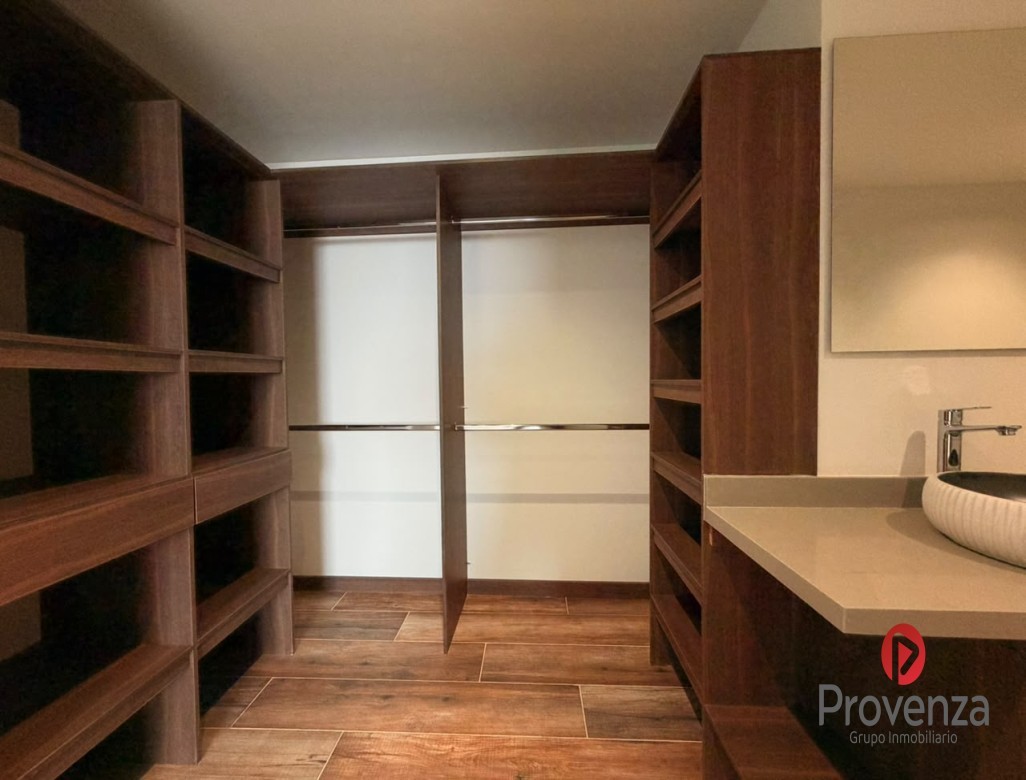 Apartamento en venta en Laureles, Medellín · foto 14 de 18