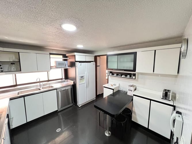 Apartamento de 3 alcobas en venta en Chico, Bogotá, 144 m² · foto 7 de 20