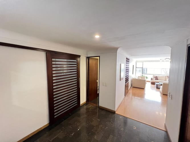 Apartamento de 3 alcobas en venta en Chico, Bogotá, 144 m² · foto 8 de 20