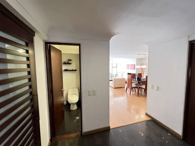Apartamento de 3 alcobas en venta en Chico, Bogotá, 144 m² · foto 9 de 20