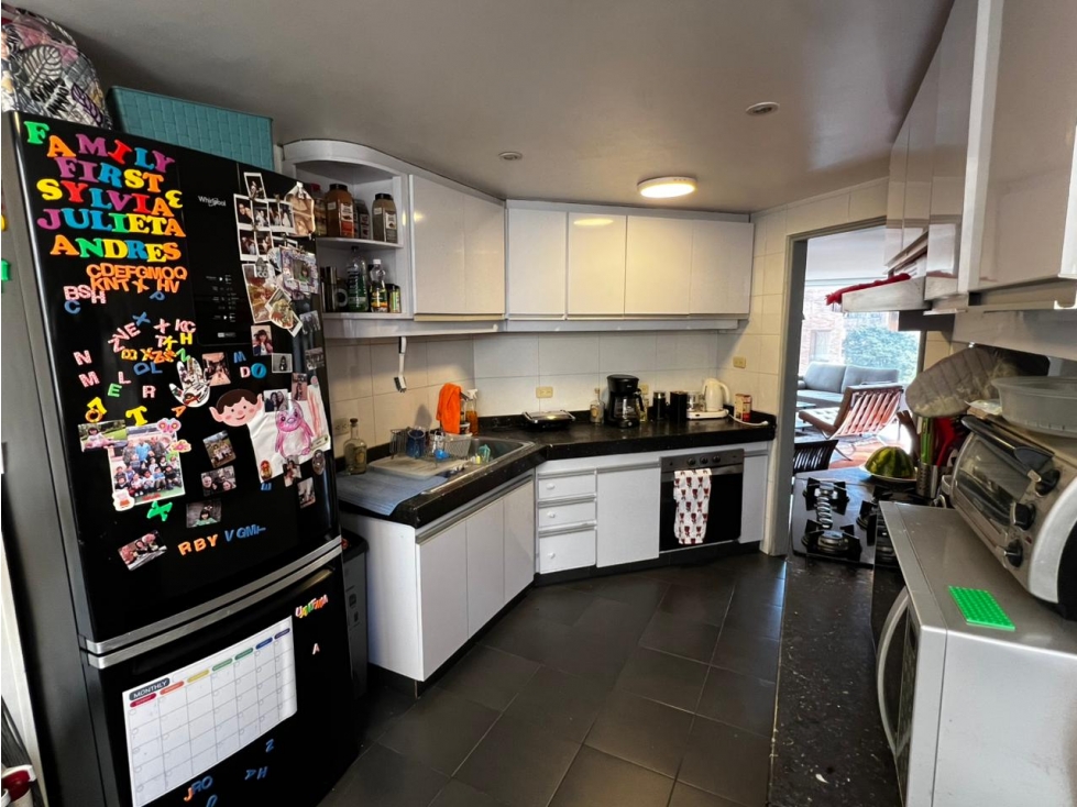 Apartamento en venta en Los Rosales, Bogotá · foto 9 de 20