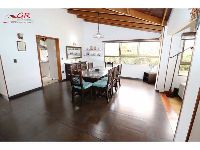 Casa de 4 alcobas en venta en Parcelas, Cota, 1800 m² · foto 11 de 24