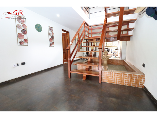 Casa de 4 alcobas en venta en Parcelas, Cota, 1800 m² · foto 13 de 24