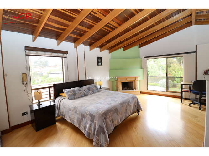 Casa de 4 alcobas en venta en Parcelas, Cota, 1800 m² · foto 16 de 24