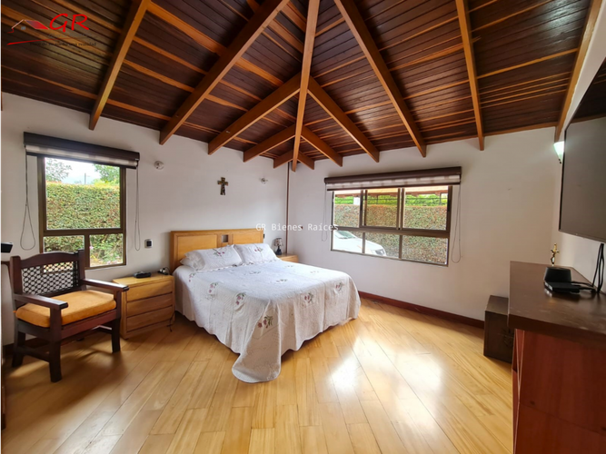 Casa de 4 alcobas en venta en Parcelas, Cota, 1800 m² · foto 17 de 24