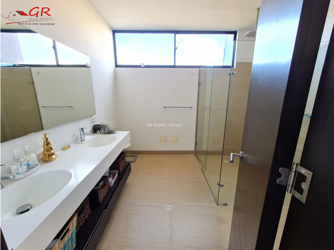 Casa de 4 alcobas en venta en Pueblo Viejo, Cota, 310 m² · foto 11 de 24