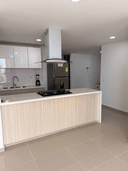 Apartamento de 3 alcobas en venta en La Aurora, Bucaramanga, 85 m² · foto 7 de 18