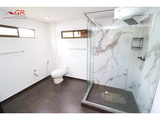 Casa de 4 alcobas en venta en Parcelas, Cota, 1800 m² · foto 24 de 24