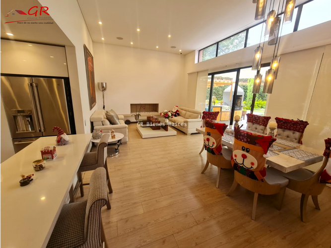 Casa de 3 alcobas en venta en Cota, 290 m² · foto 8 de 24