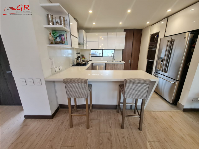 Casa de 3 alcobas en venta en Cota, 290 m² · foto 10 de 24