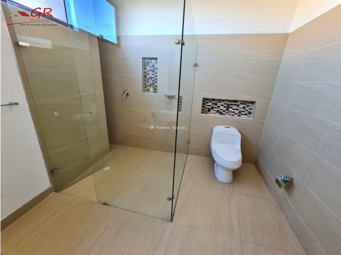 Casa de 4 alcobas en venta en Pueblo Viejo, Cota, 310 m² · foto 23 de 24
