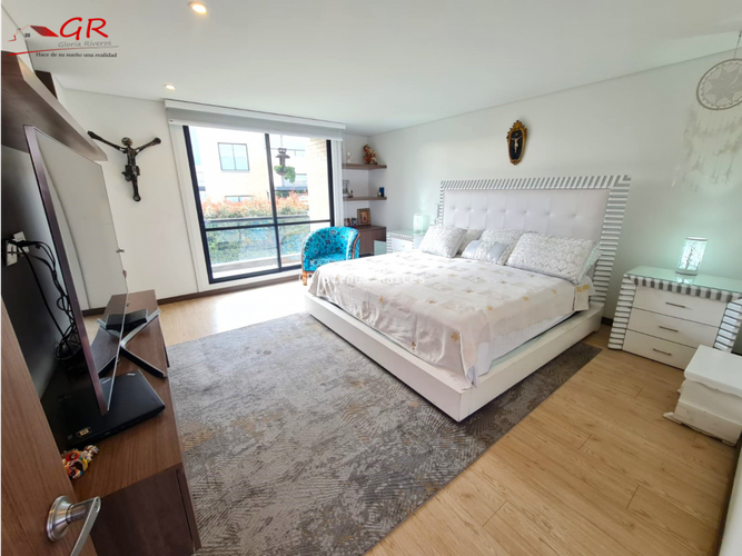 Casa de 3 alcobas en venta en Cota, 290 m² · foto 13 de 24