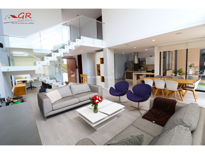 Casa de 3 alcobas en venta en Cota, 240 m² · foto 6 de 24