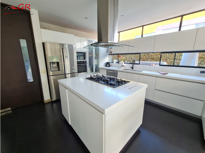 Casa de 4 alcobas en arriendo en Pueblo Viejo, Cota, 310 m² · foto 7 de 24