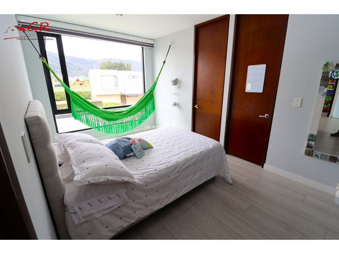 Casa de 3 alcobas en venta en Cota, 240 m² · foto 20 de 24