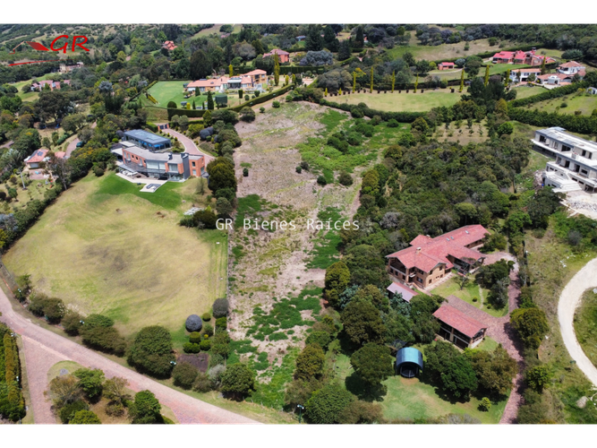 Lote en venta en Sindamanoy, Chía, 10586 m² · foto 15 de 24