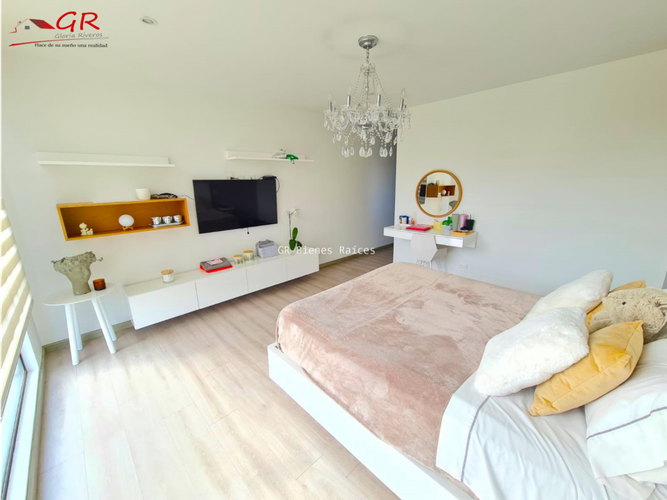 Casa de 4 alcobas en arriendo en Pueblo Viejo, Cota, 310 m² · foto 15 de 24
