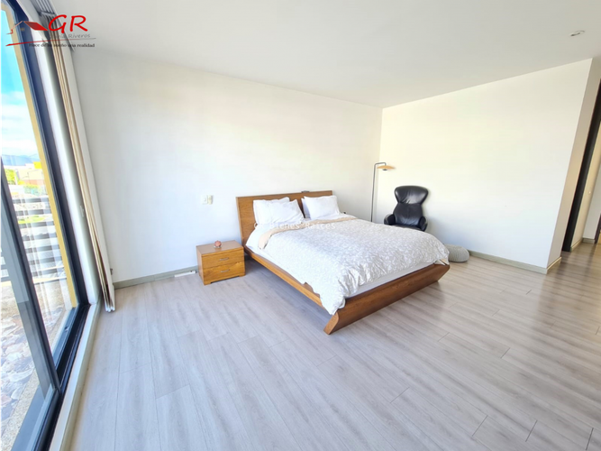 Casa de 4 alcobas en arriendo en Pueblo Viejo, Cota, 310 m² · foto 16 de 24