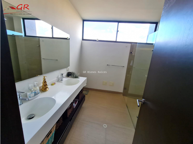 Casa de 4 alcobas en arriendo en Pueblo Viejo, Cota, 310 m² · foto 20 de 24